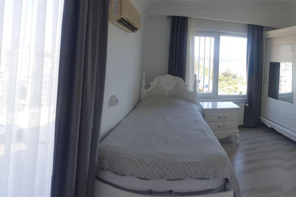 Konyaalti Plajinda Dublex Gemi Ev Appartement